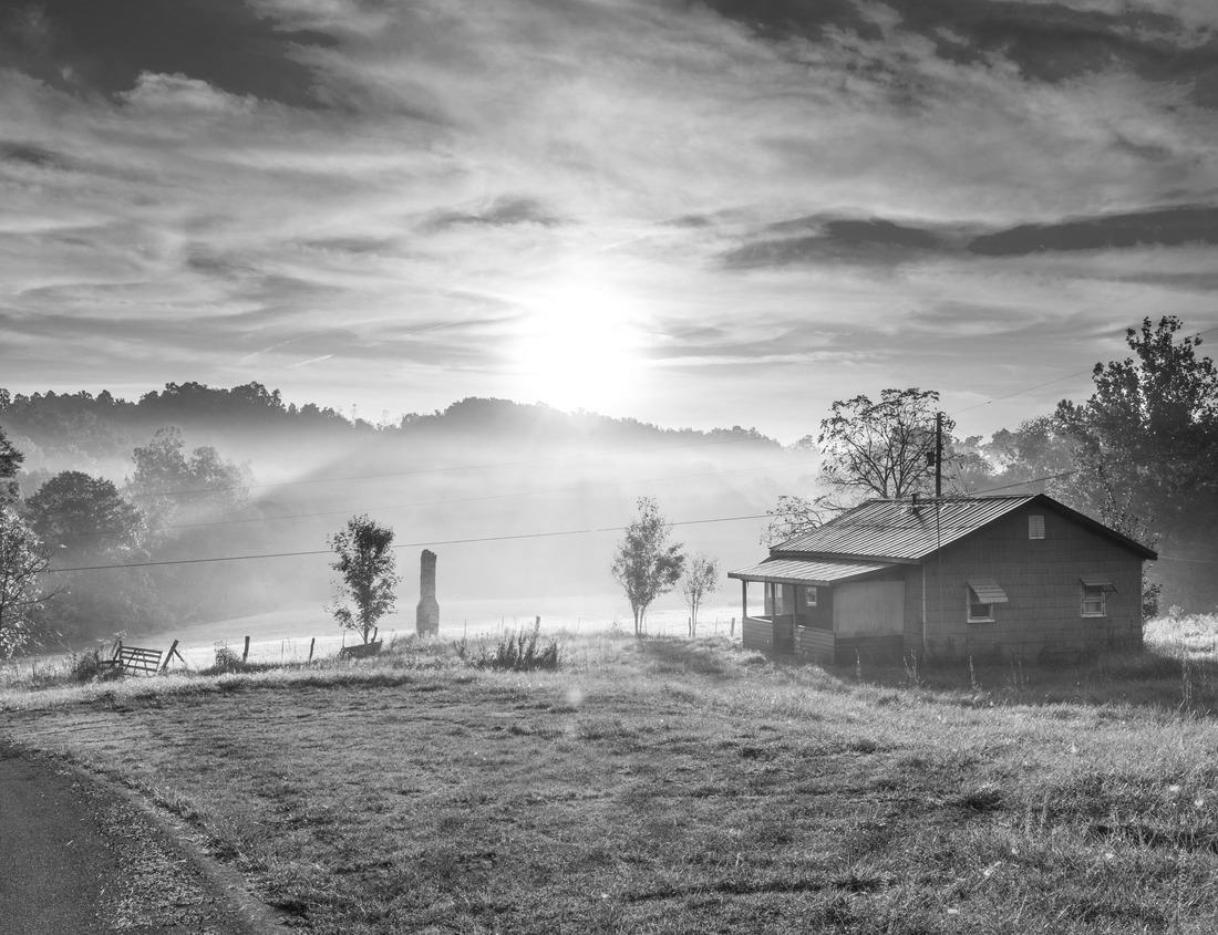 Noah Jigsaw Puzzle Hamburg Harbour, Germany in black white 1000 pieces