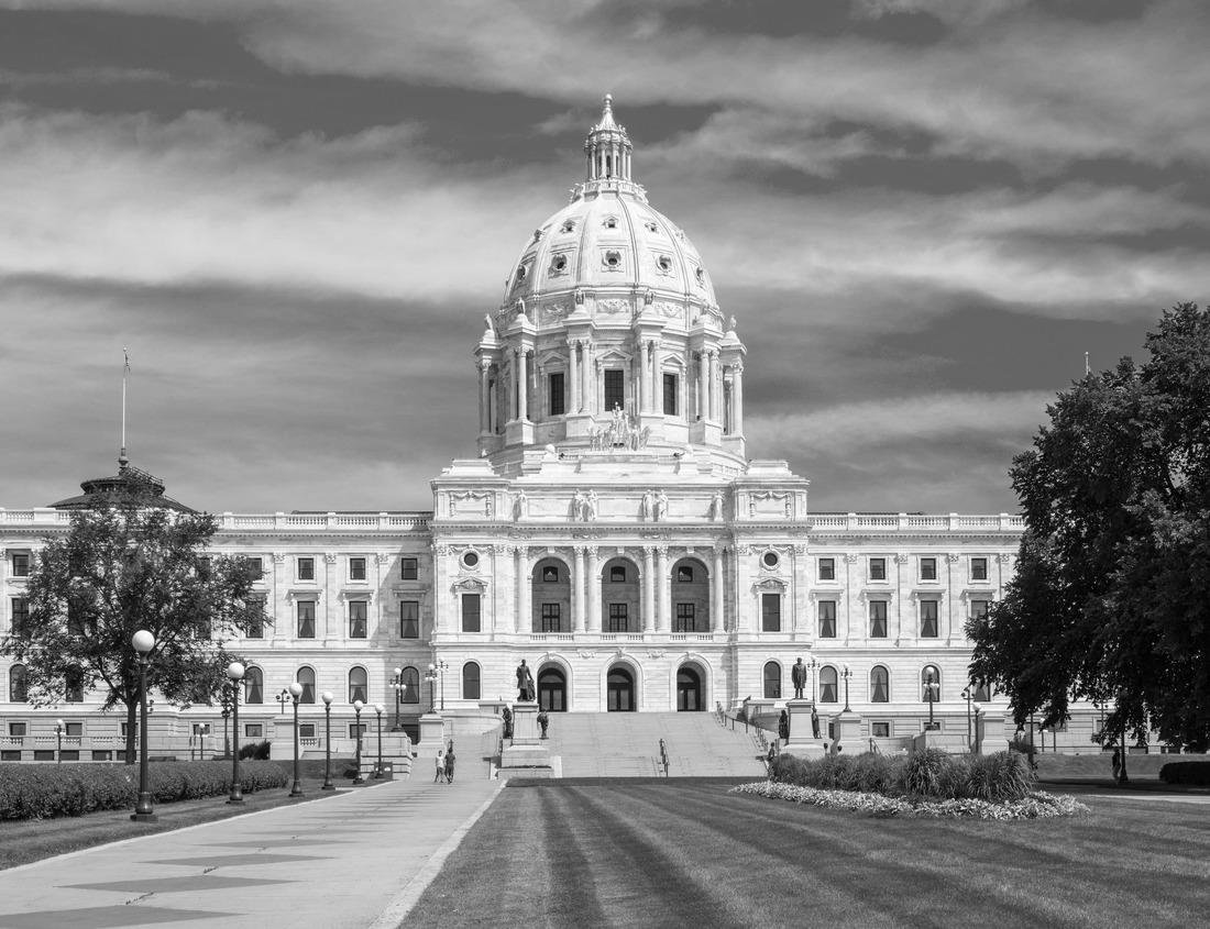 Noah Jigsaw Puzzle Grand Rapids Michigan, Grand River in from of buildings in black white 1000 pieces