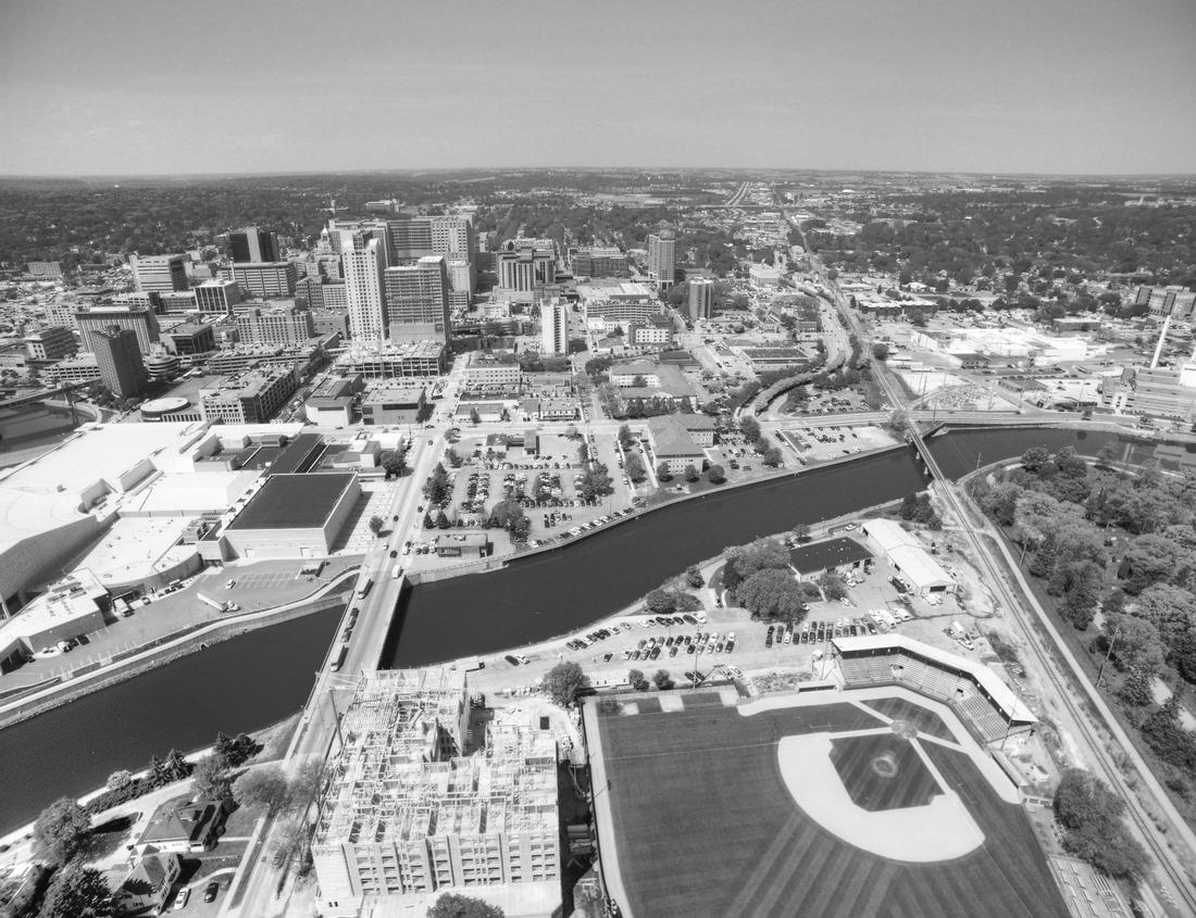 Noah Jigsaw Puzzle Castle of Limone Sul Garda, Lake Garda, Italy in black white 1000 pieces