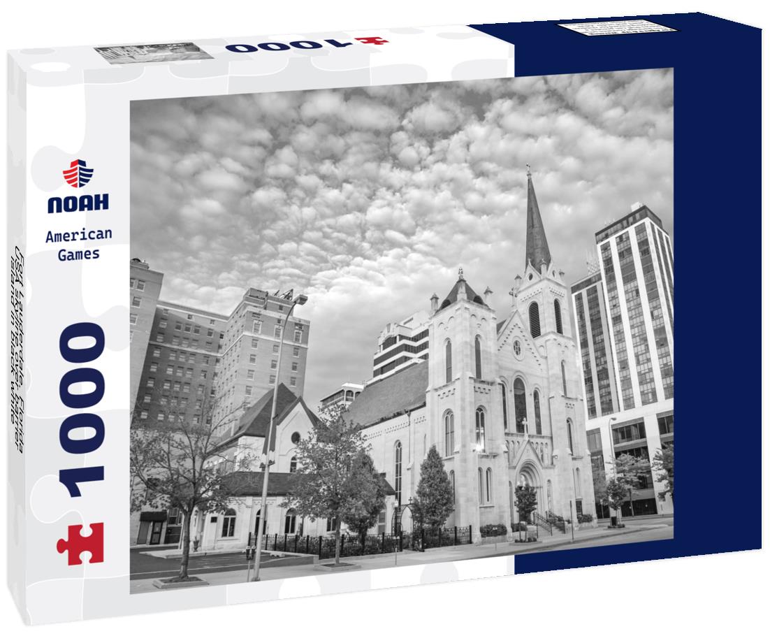 Noah Jigsaw Puzzle Fort Lauderdale, Florida, USA skyline over barrier island in black white 1000 pieces