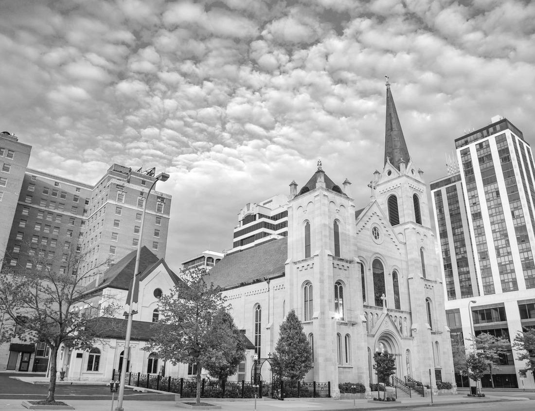 Noah Jigsaw Puzzle Fort Lauderdale, Florida, USA skyline over barrier island in black white 1000 pieces