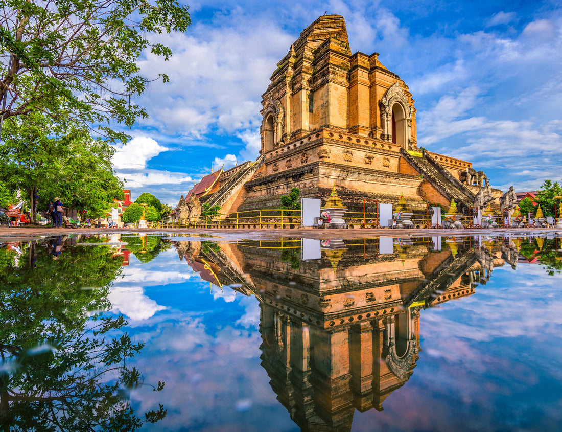 Noah Jigsaw Puzzle Chiang Mai, Thailand at Wat Chedi Laung 1000 pieces