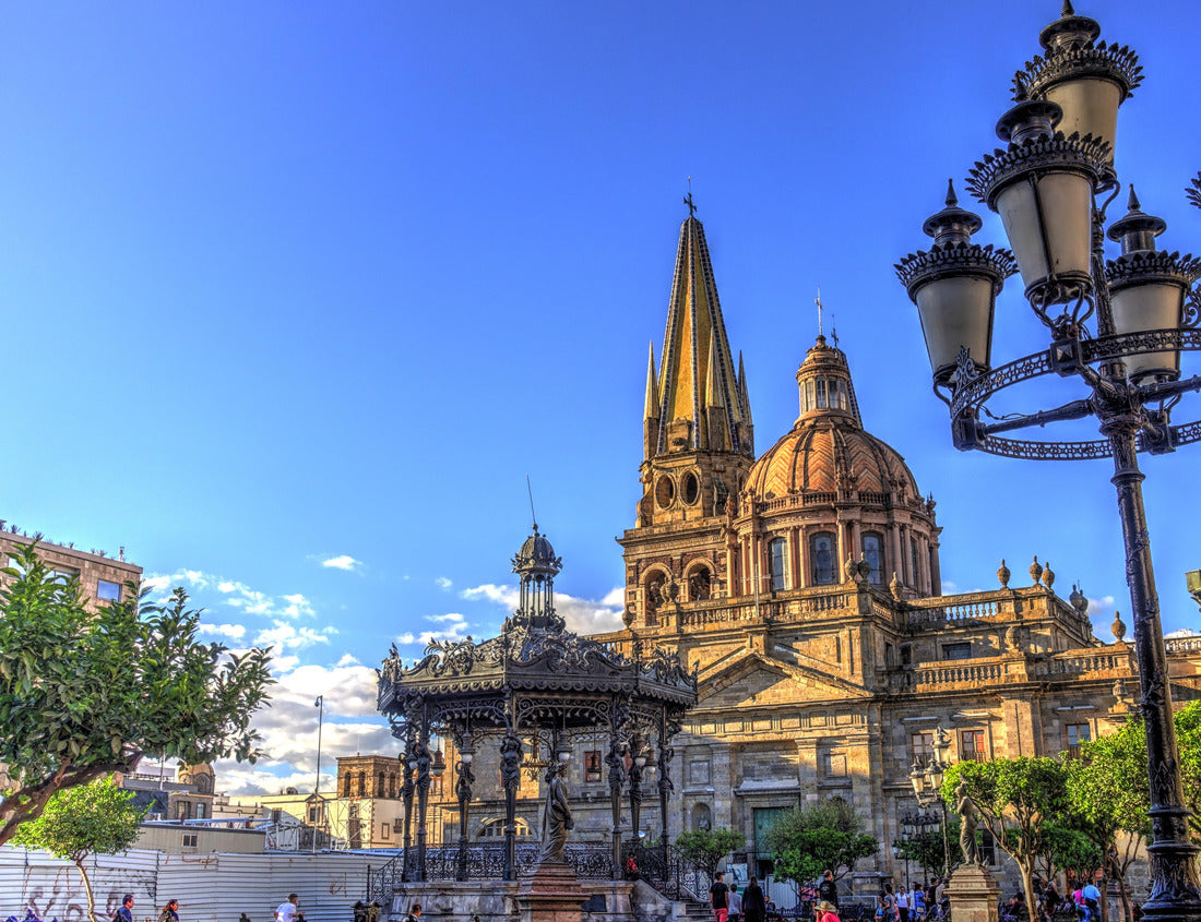 Noah Jigsaw Puzzle Guadalajara, Mexico 1000 pieces