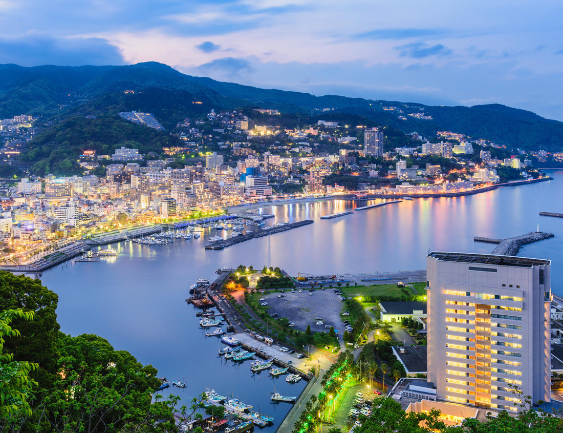 Noah Jigsaw Puzzle Atami City, Japan Skyline at twilight 1000 pieces