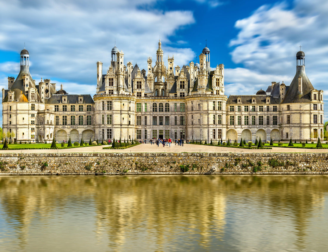 Noah Jigsaw Puzzle Chateau de Chambord, the largest castle in the Loire Valley. A UNESCO world heritage site in France. Built in the XVI century, it is now a property of the French state 1000 pieces