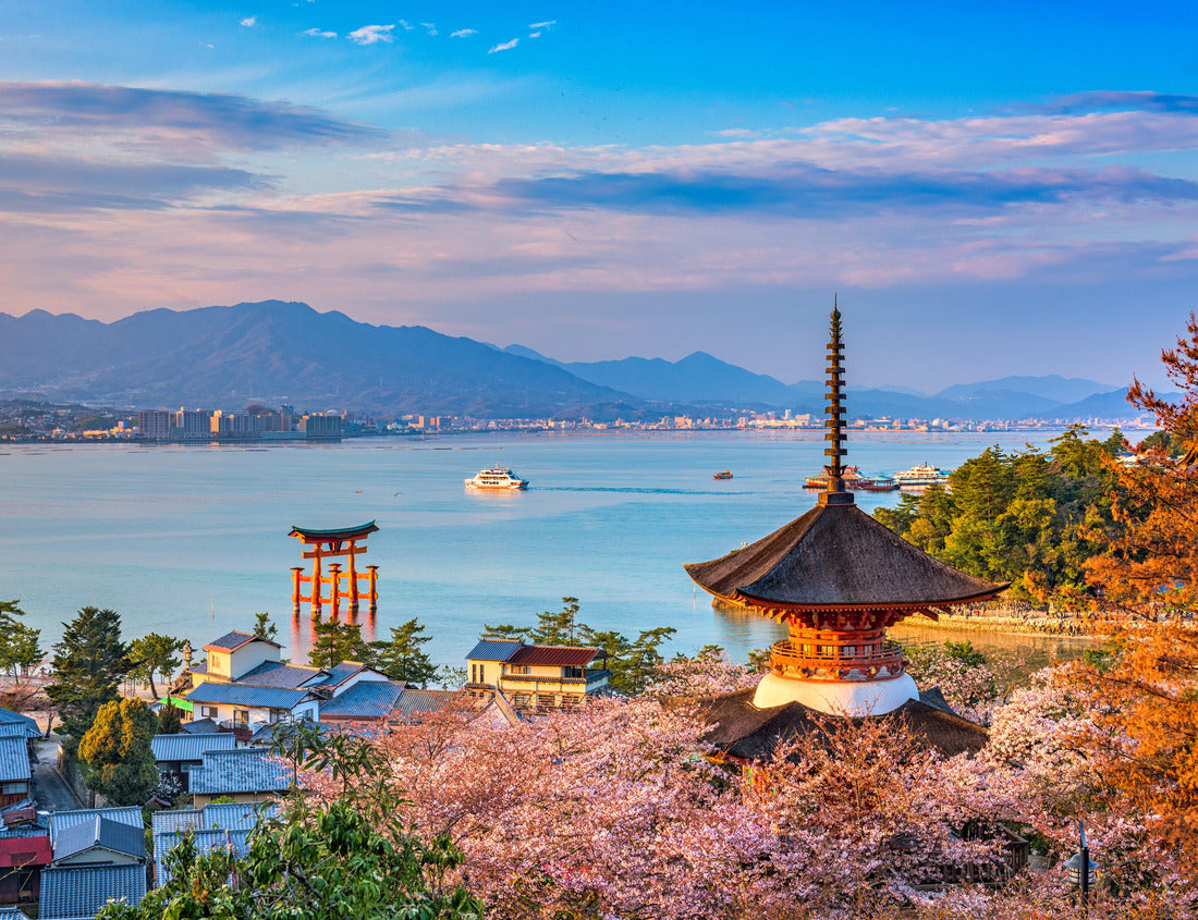 Noah Jigsaw Puzzle Miyajima Island, Hiroshima, Japan in spring 1000 pieces