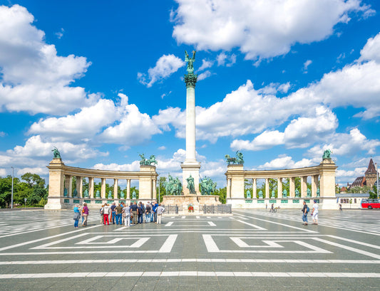 Noah Jigsaw Puzzle Budapest, heros square 1000 pieces