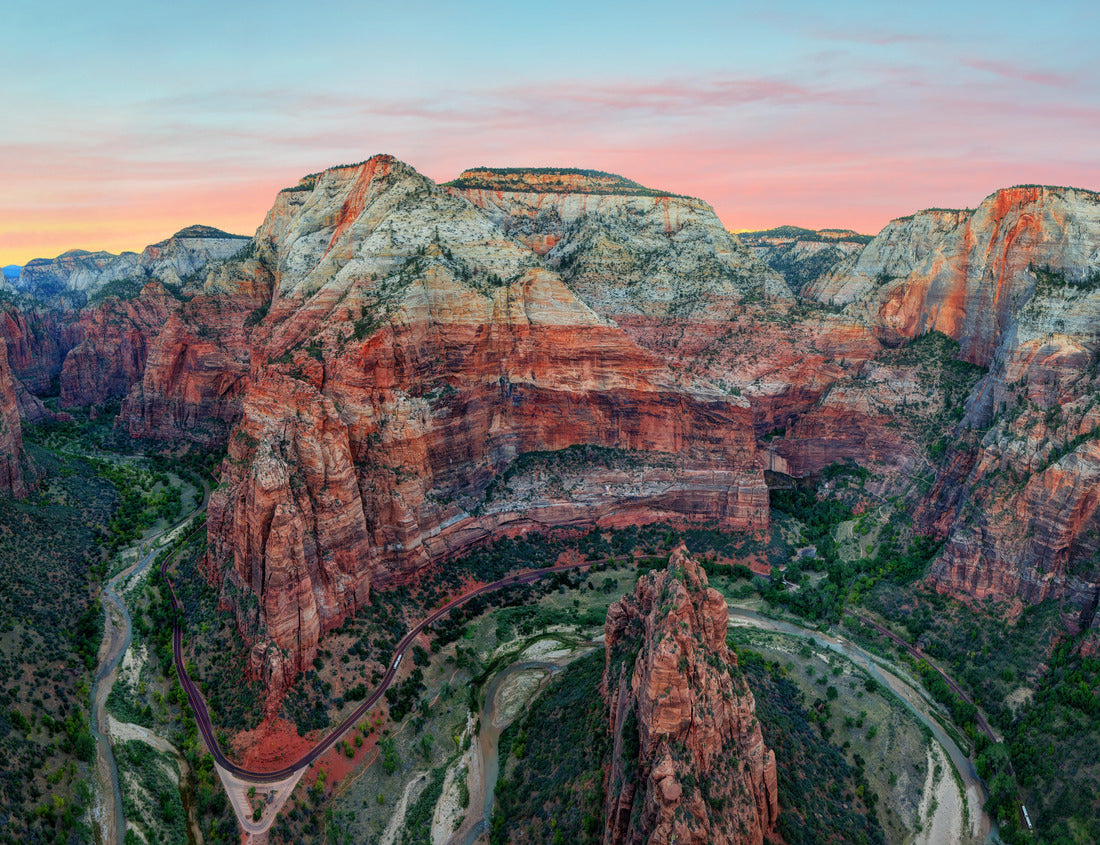 Noah Jigsaw Puzzle Angel's Landing Zion National Park 1000 pieces