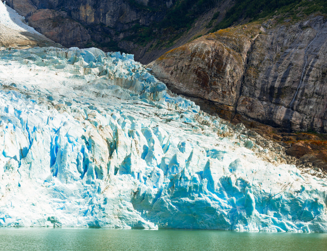 Noah Jigsaw Puzzle Bernardo O'Higgins National Park. Magallanes and Antártica Chilena regions. Serrano Glacier. Patagonia. Chile. Torres del Paine National Park 1000 pieces