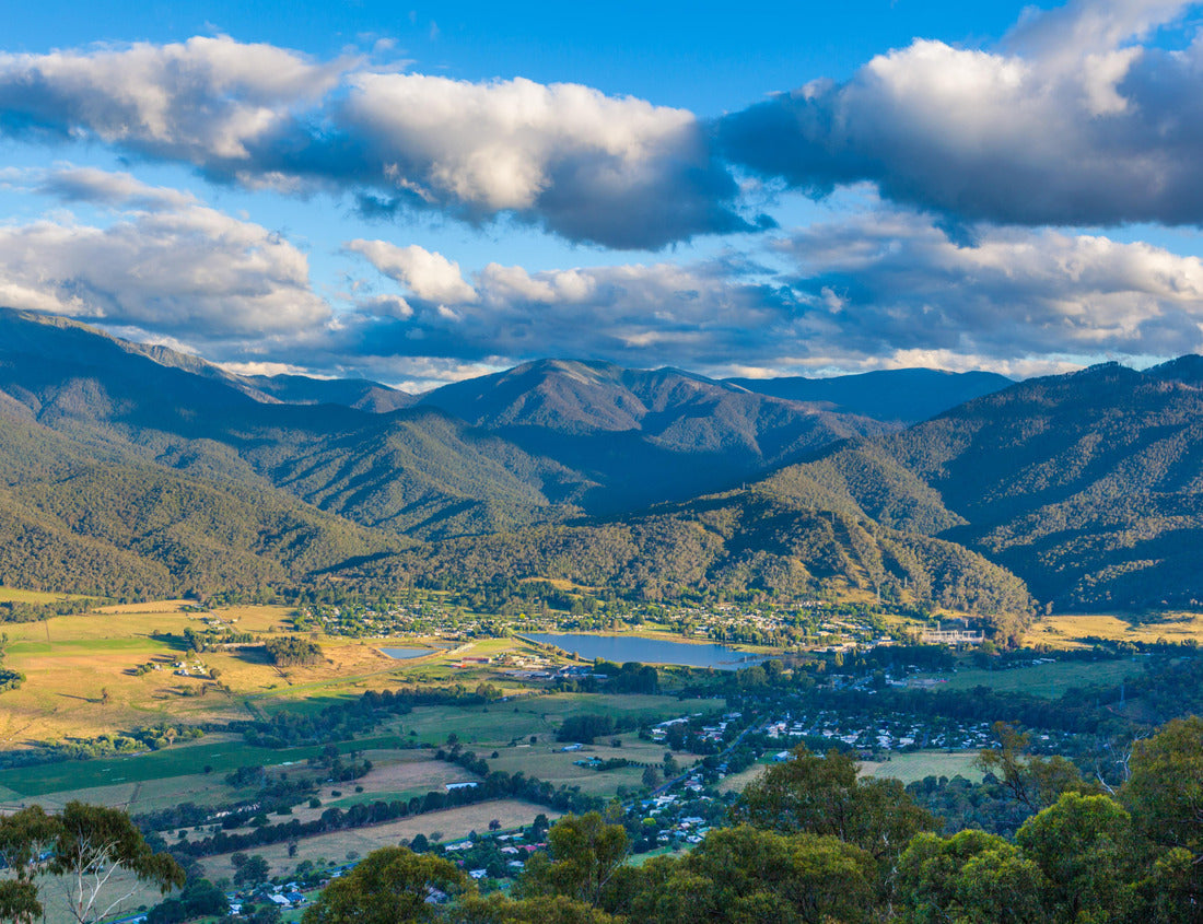 Noah Jigsaw Puzzle Mount Beauty town and pondage at sunset. Kiewa valley, Victoria, Australia 1000 pieces