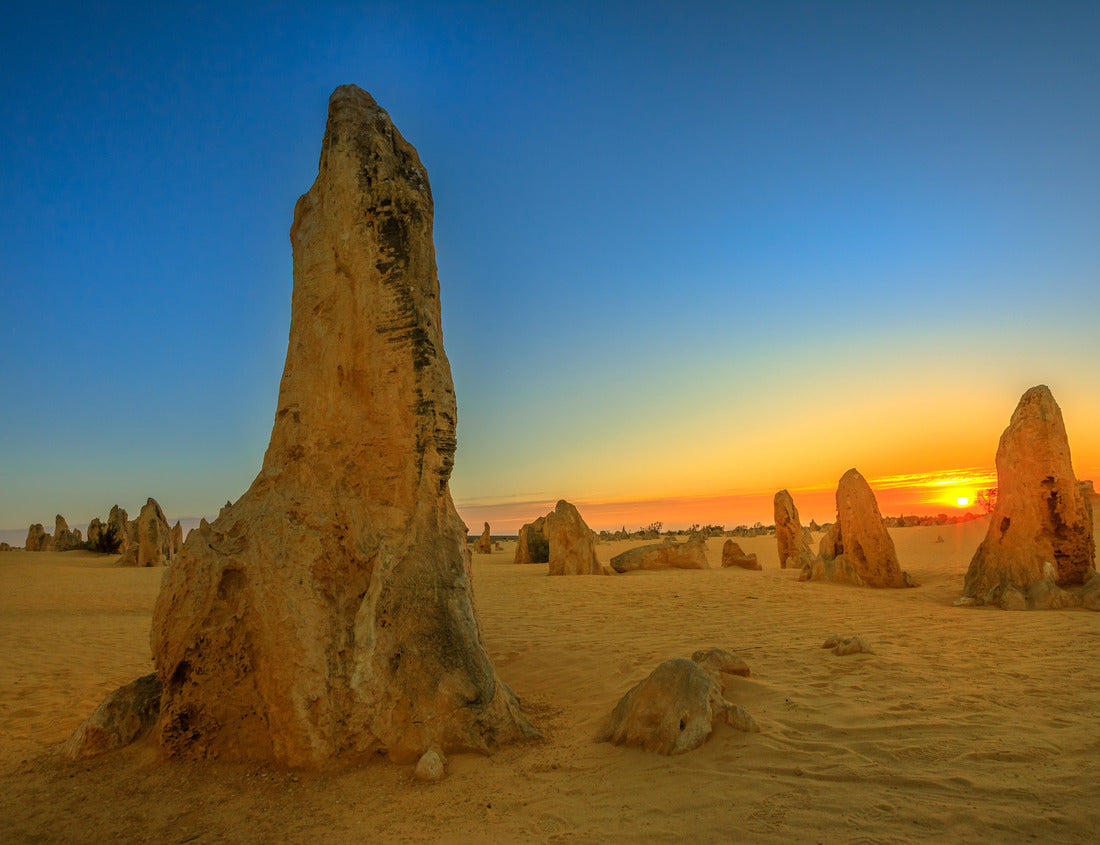 Noah Jigsaw Puzzle Giant limestone formation at dusk. The Pinnacles Desert in Nambung National Park, offers, at sunset, the show with the best colors 1000 pieces
