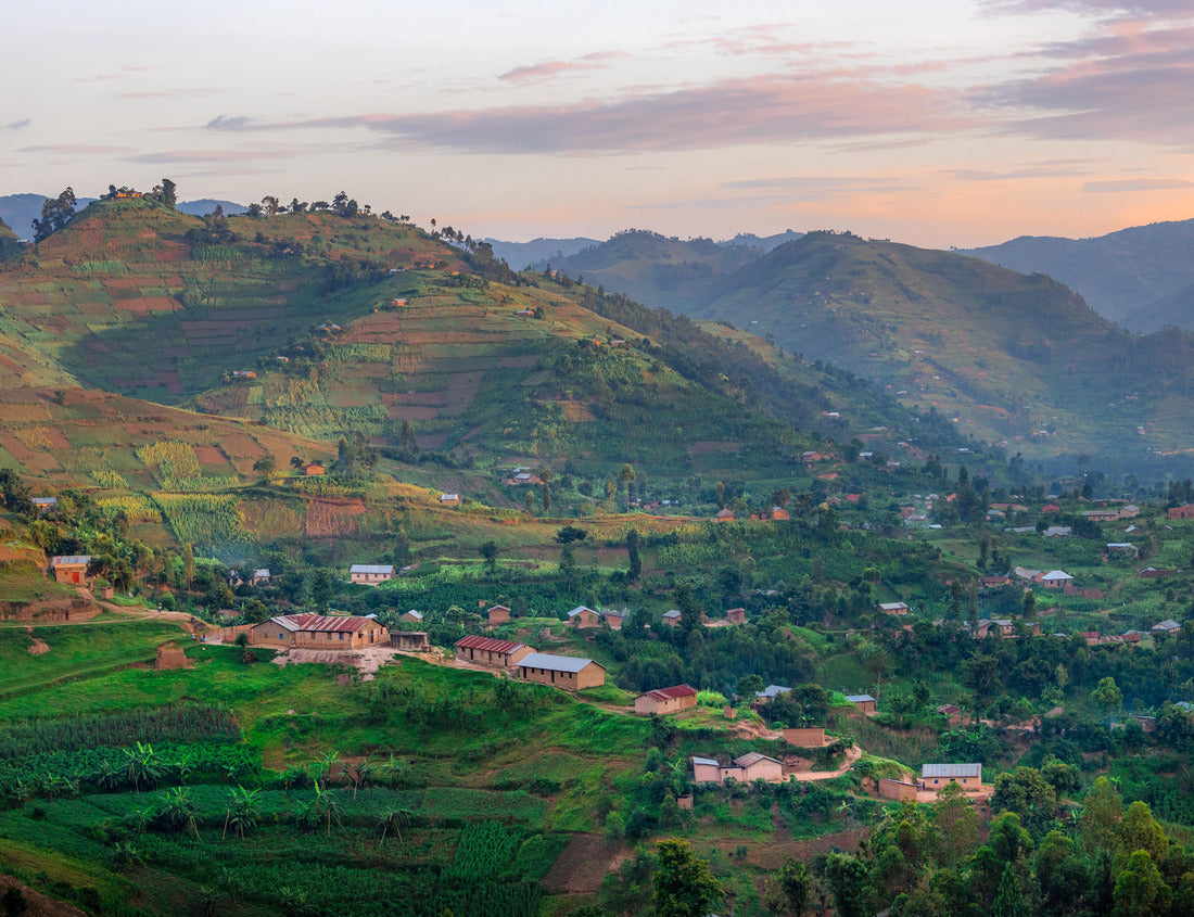 Noah Jigsaw Puzzle Kisoro Uganda beautiful sunset over mountains and hills of pastures and farms in villages of Uganda. Amazing colorful sky and incredible landscape to travel and admire the beauty of nature in Africa 1000 pieces