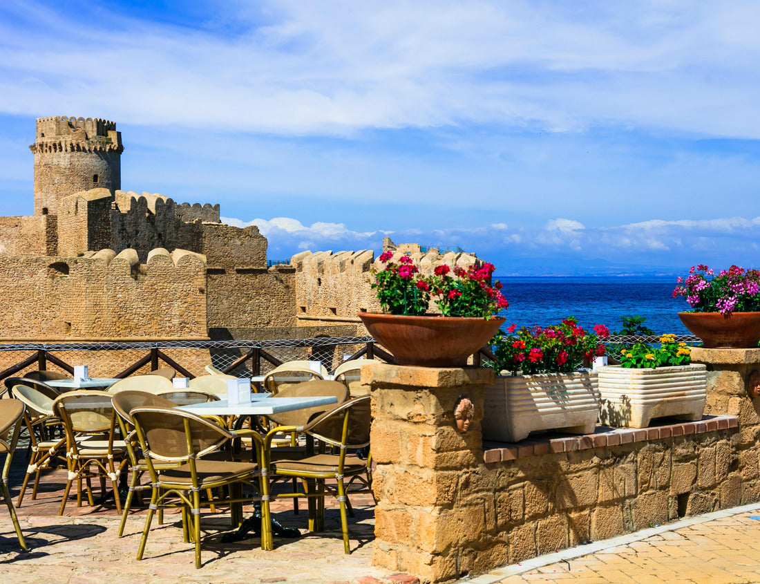 Noah Jigsaw Puzzle medieval aragonese castle. Le Castella.Isola di Capo rizzuto in Calabria 1000 pieces