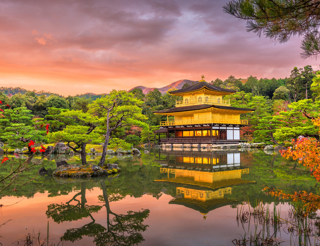Noah Jigsaw Puzzle Kyoto, Japan at Kinkaku-ji, The Temple of the Golden Pavilion at dusk 1000 pieces