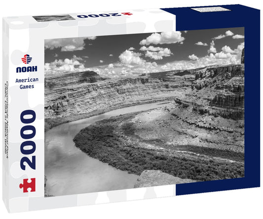 Noah Jigsaw Puzzle Canyonlands National Park, Utah, USA in black white 2000 pieces