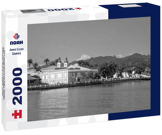 Noah Jigsaw Puzzle The waterfront of São Tomé, São Tomé and Príncipe (STP), Central Africa in black white 2000 pieces