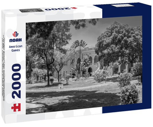 Noah Jigsaw Puzzle Garden around the presidential palace in in São Tomé, São Tomé and Principe (STP), Central Africa in black white 2000 pieces