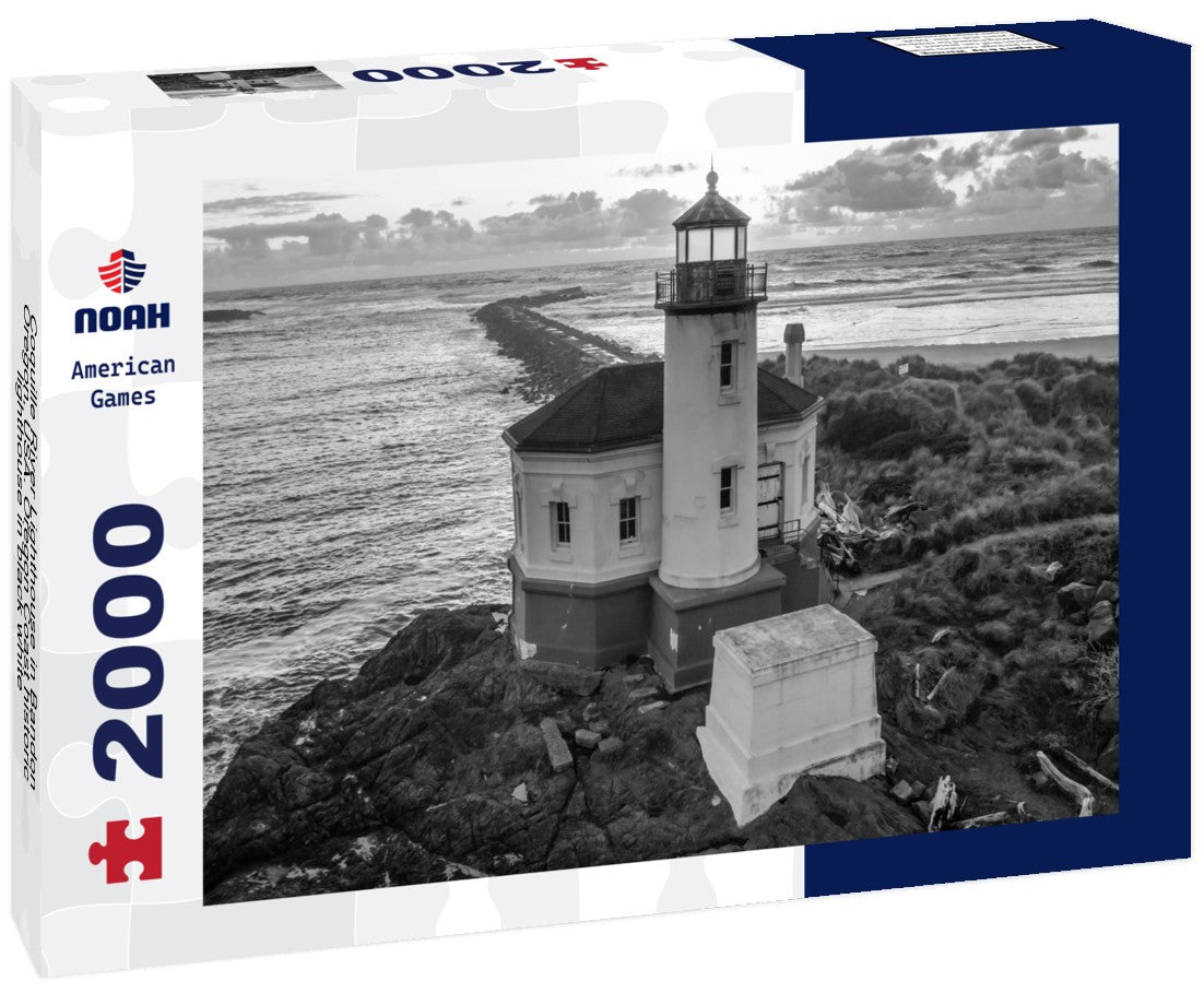 Noah Jigsaw Puzzle Coquille River Lighthouse in Bandon, Oregon, USA. Oregon Coast historic lighthouse in black white 2000 pieces
