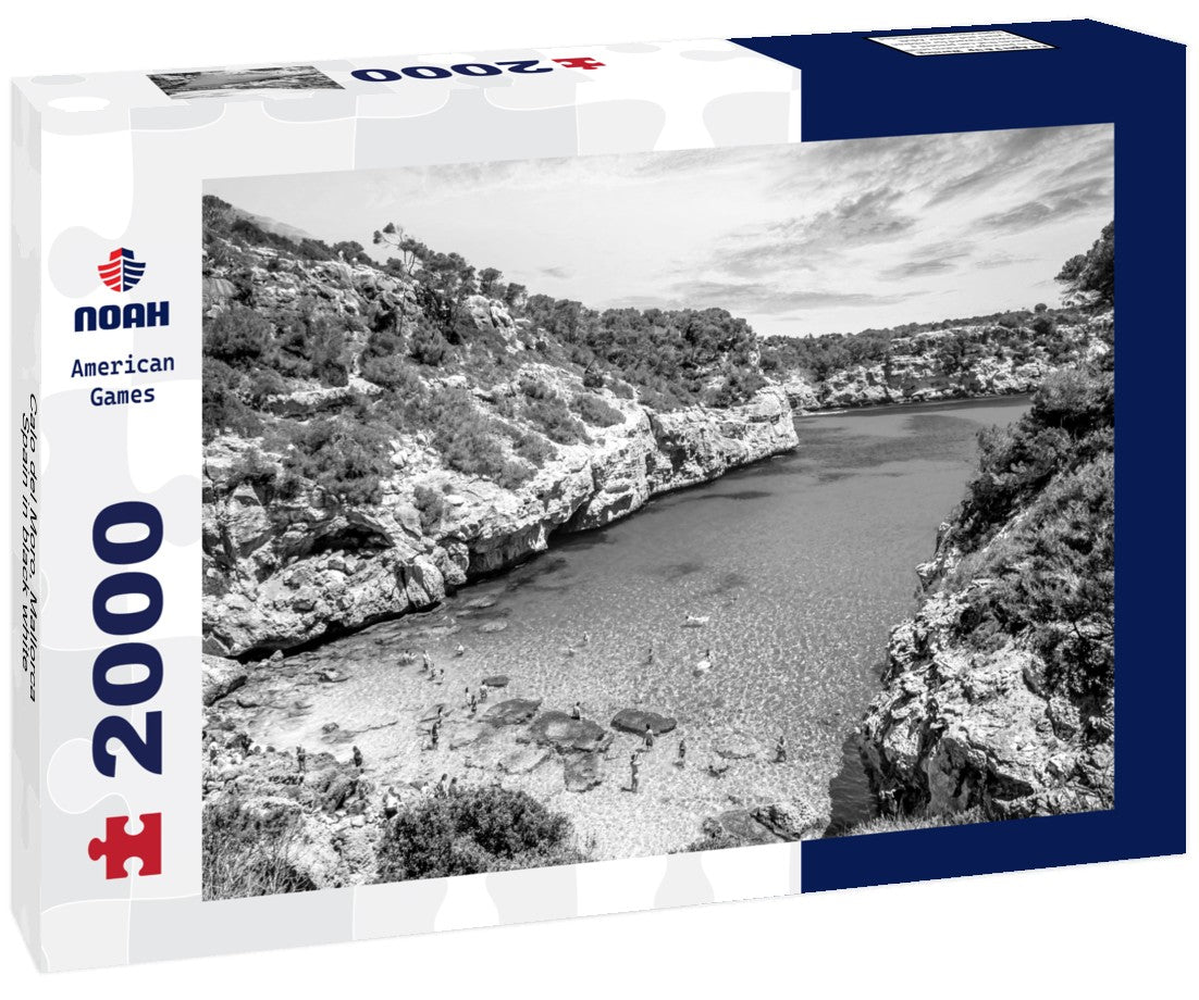 Noah Jigsaw Puzzle Calo del Moro, Mallorca, Spain in black white 2000 pieces