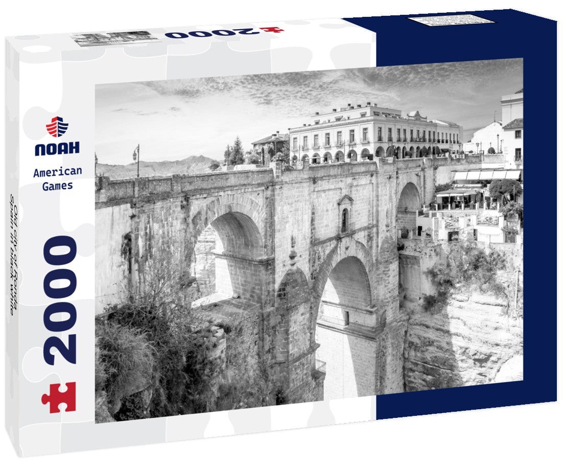 Noah Jigsaw Puzzle Old city of Ronda, Spain in black white 2000 pieces