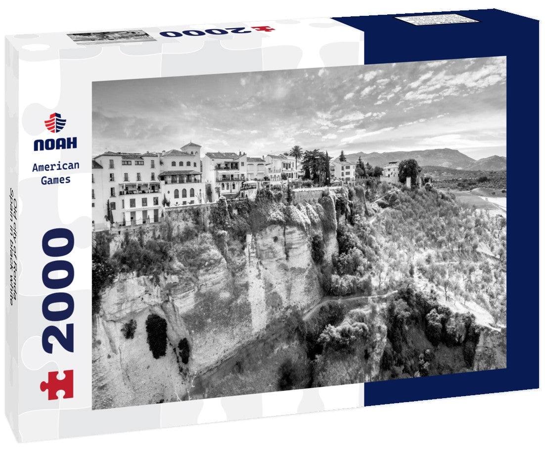 Noah Jigsaw Puzzle Old city of Ronda, Spain in black white 2000 pieces