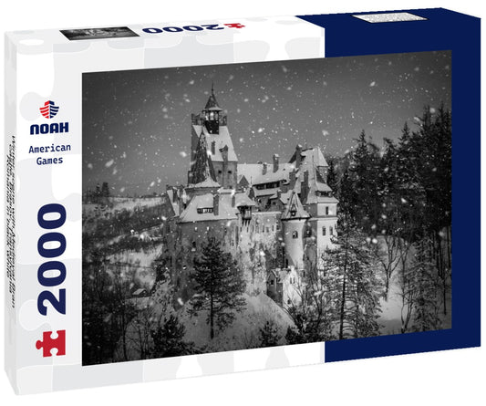 Noah Jigsaw Puzzle Winter scene with Medieval Bran castle, Brasov, Transylvania, Romania in black white 2000 pieces