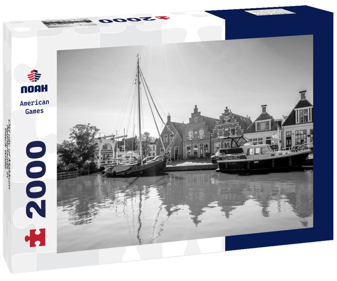 Noah Jigsaw Puzzle Old city of Makkum, Netherlands in black white 2000 pieces