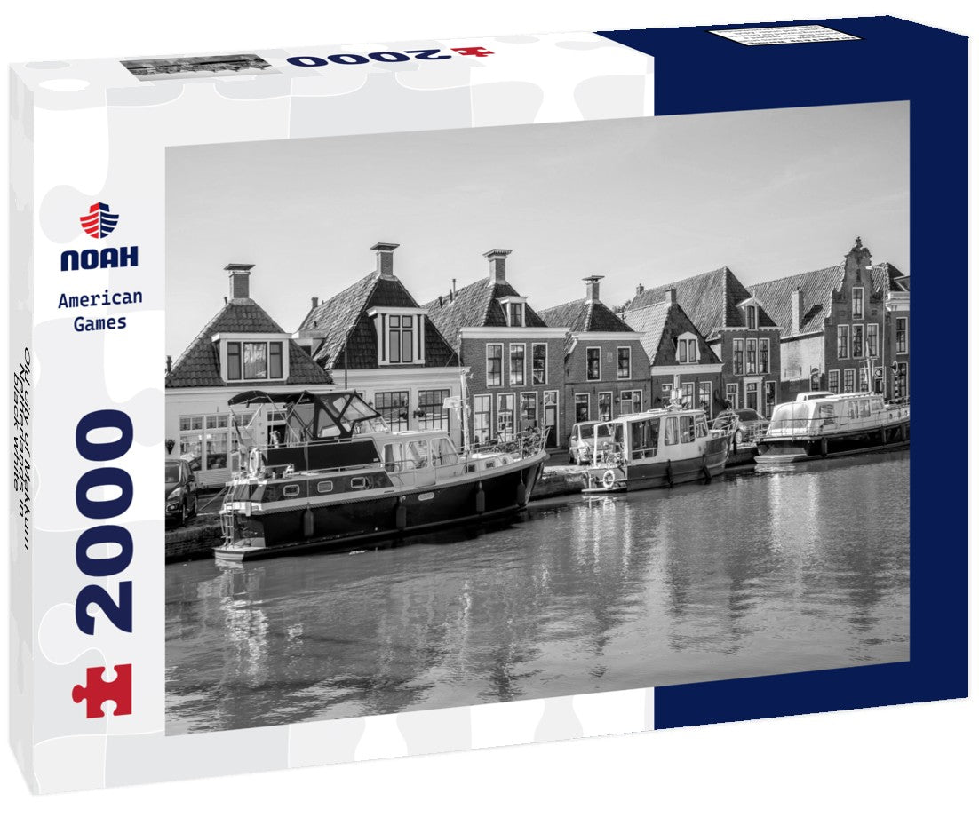 Noah Jigsaw Puzzle Old city of Makkum, Netherlands in black white 2000 pieces