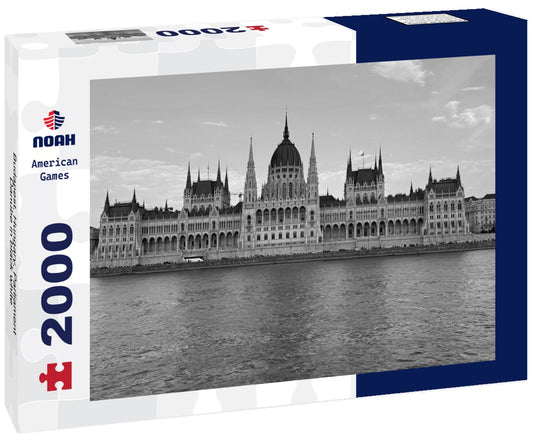 Noah Jigsaw Puzzle Budapest, Hungary, Parliament, Danube in black white 2000 pieces
