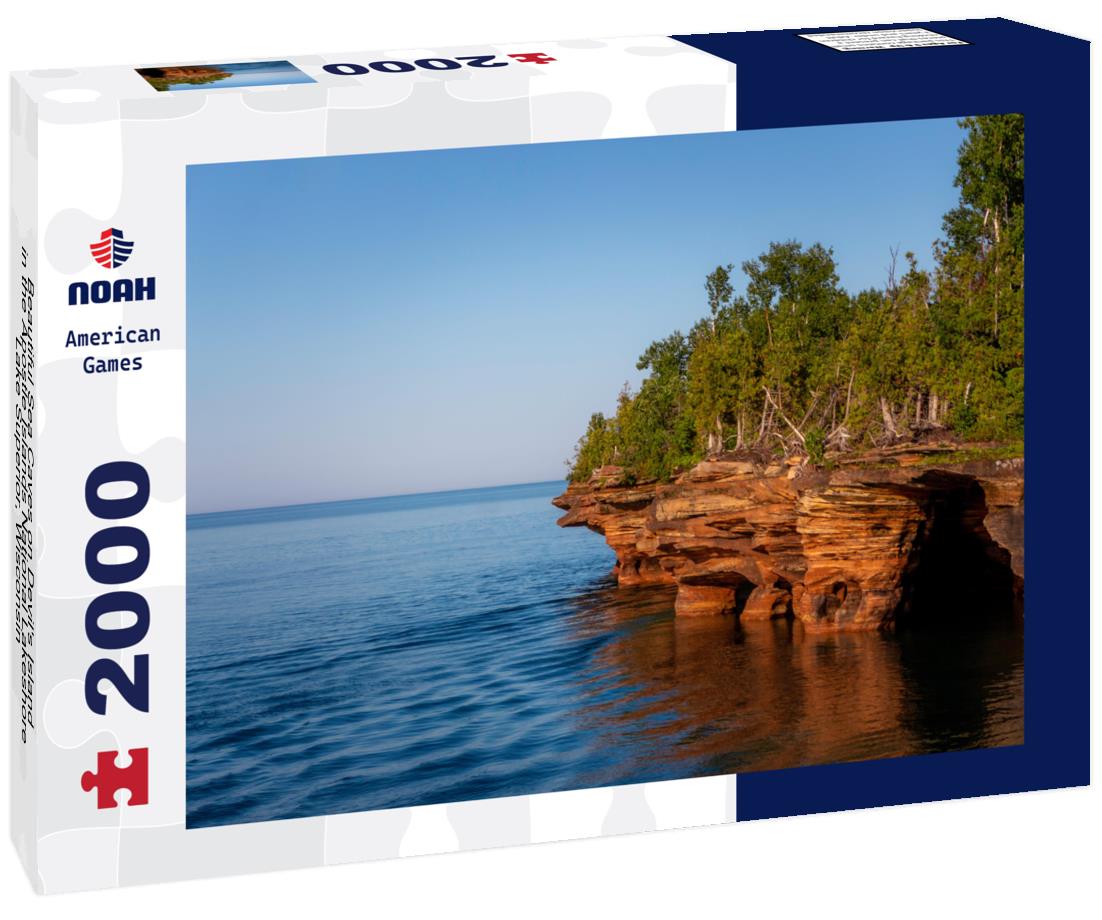 Noah Jigsaw Puzzle Beautiful Sea Caves on Devil's Island in the Apostle Islands National Lakeshore, Lake Superior, Wisconsin 2000 pieces
