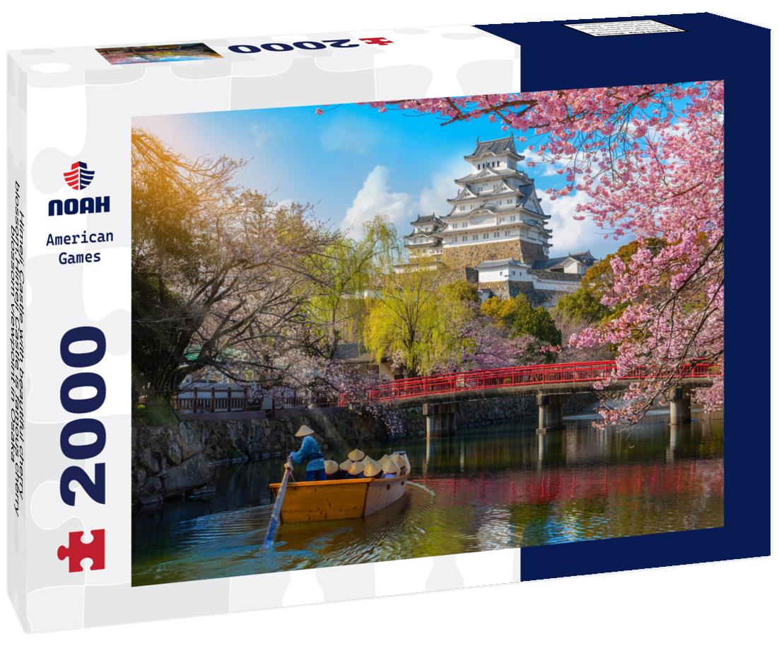 Noah Jigsaw Puzzle Himeji Castle with beautiful cherry blossom,Himeji Castle is famous cherry blossom viewpoint in Osaka 2000 pieces