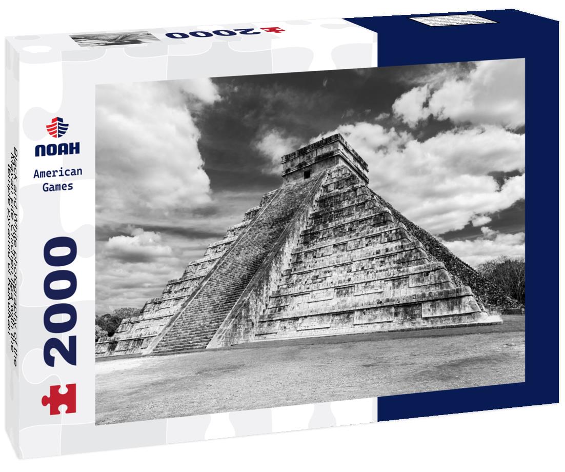 Noah Jigsaw Puzzle Black and White photography of the Mayan site Chichen Itza with the temple pyramid of Kukulkan 2000 pieces