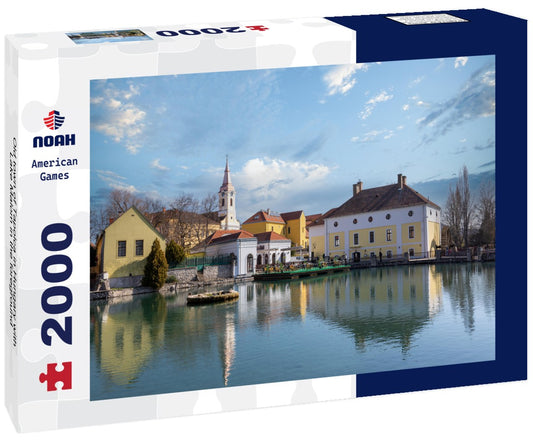 Noah Jigsaw Puzzle Old town of Tapolca in Hungary with Lake Malom in the foreground 2000 Pieces