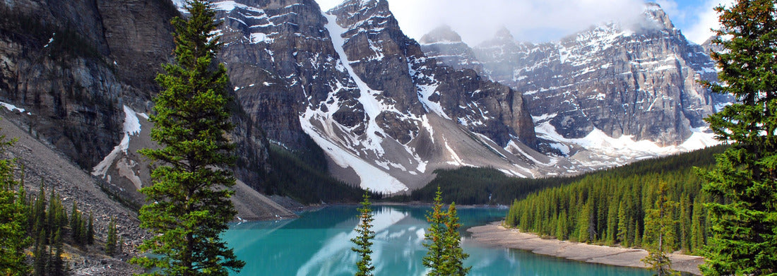 Noah Jigsaw Puzzle Moraine Lake in Banff National Park, Alberta, Canada Panorama 1000 Pieces