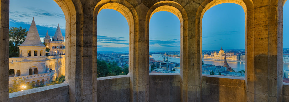 Noah Jigsaw Puzzle Budapest Fisherman's Bastion illuminated Panorama 1000 Pieces