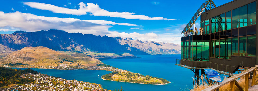 Noah Jigsaw Puzzle Cityscape of Queenstown with Lake Wakatipu from above, New Zealand Panorama 1000 Pieces