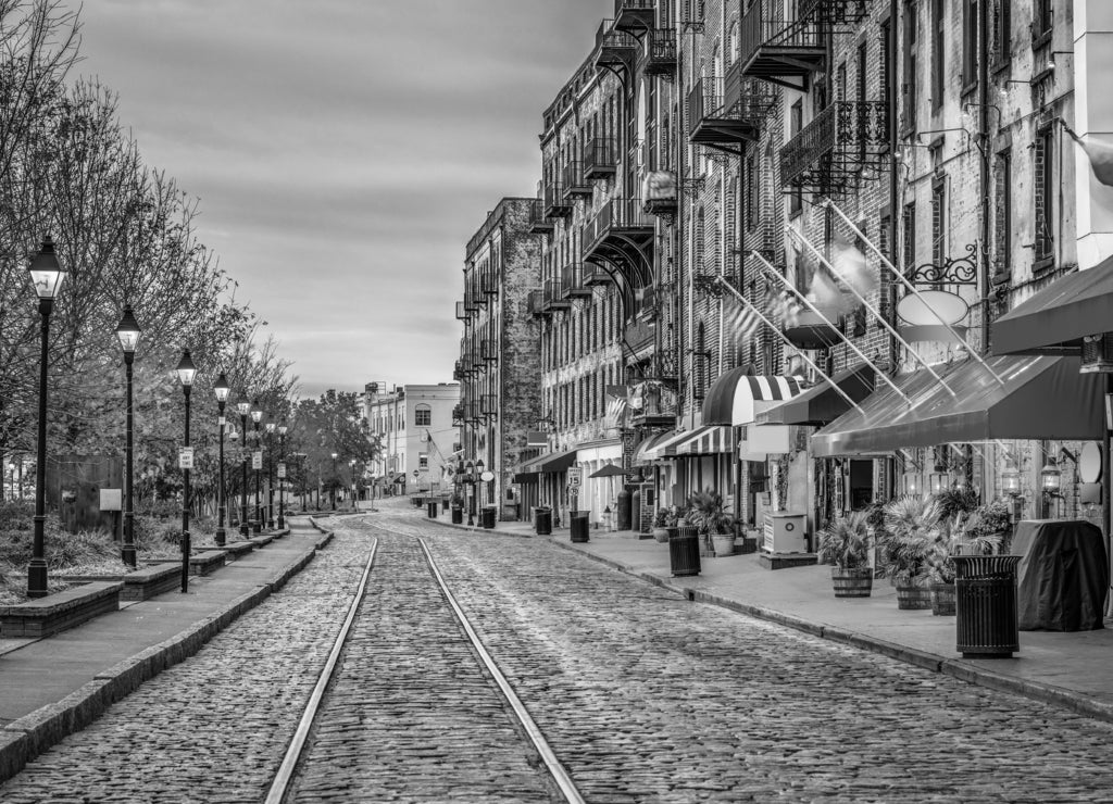 River Street, Savannah, Georgia, USA in black white