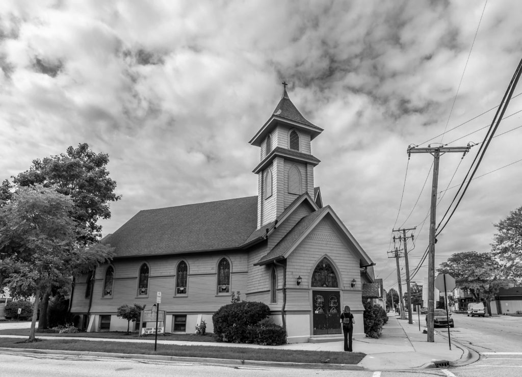 Street view in Algonquin Town of Illinois in black white