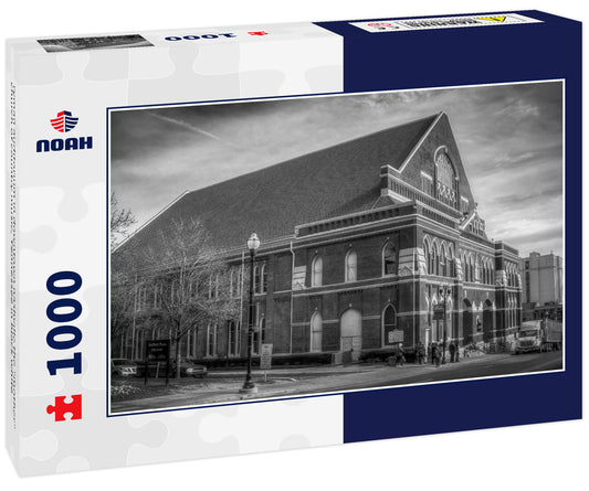 ryman auditorium in downtown nashville the "mother" church of country music, Tennessee in black white