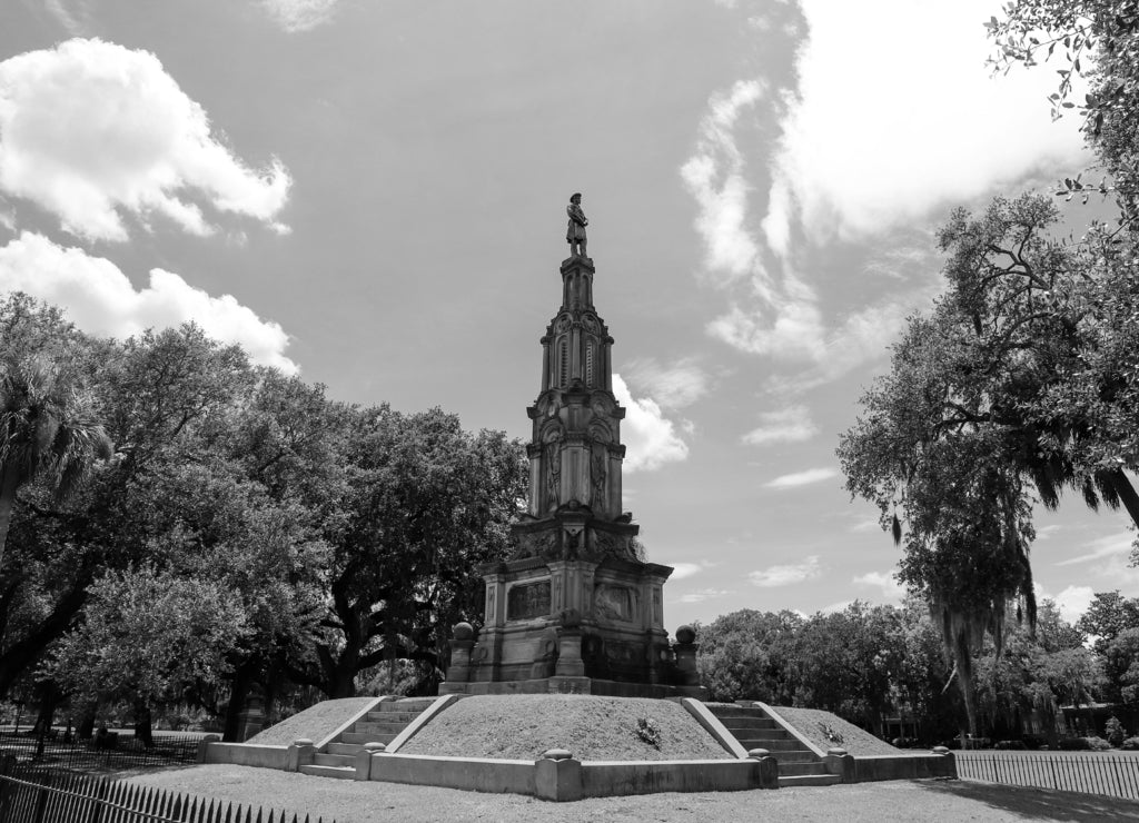 Tower shaped monument, Forsyth Park in Savannah, Georgia in black white