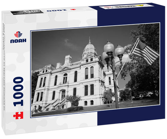 Old courthouse in Warsaw Indiana in black white