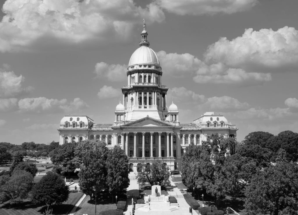 Illinois state capitol building in black white