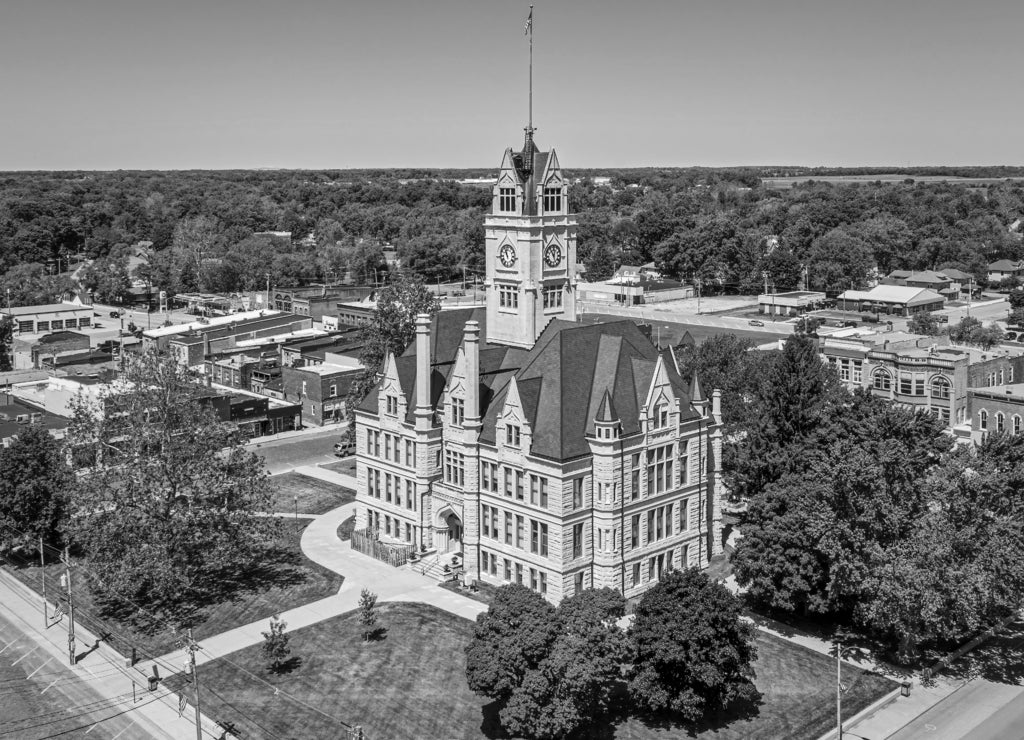 Jasper County Courthouse, Texas in black white