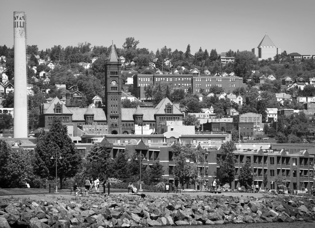 Duluth Minnesota in black white