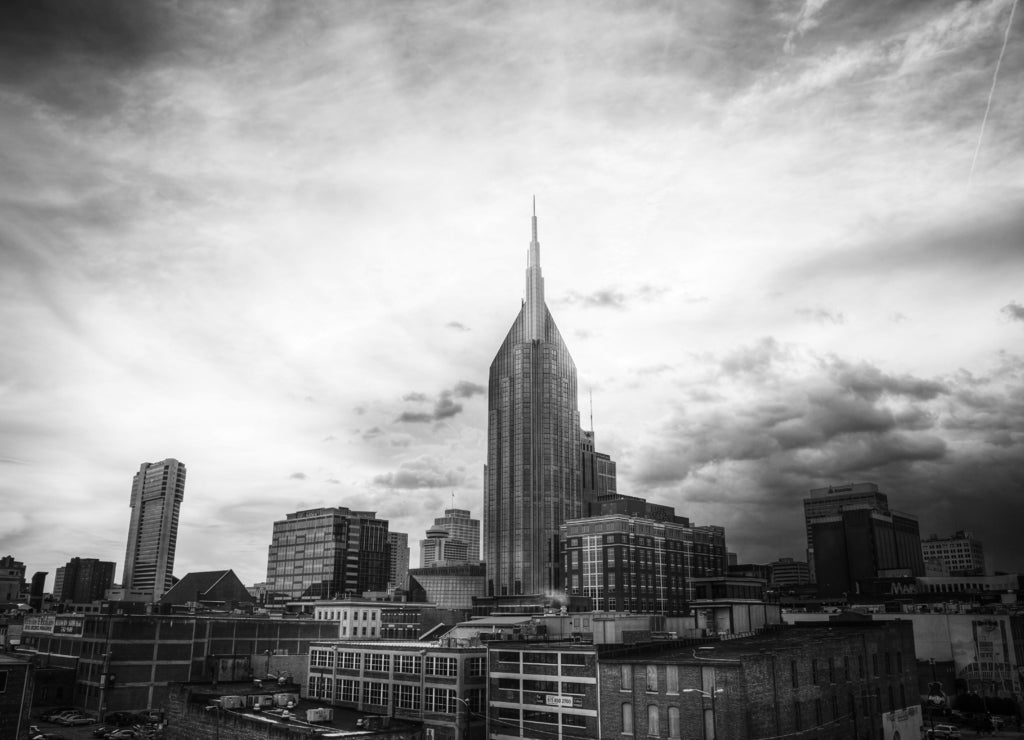 Downtown Nashville cityscape in the evening, Tennessee in black white