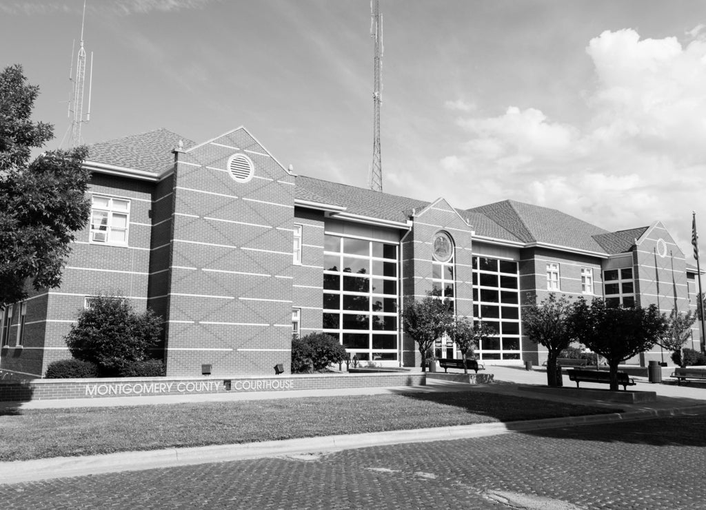 New courthouse in Hillsboro, Montgomery County, Illinois in black white