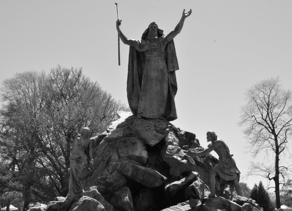 Kings Fountain at Washington Park in Albany, New York in black white