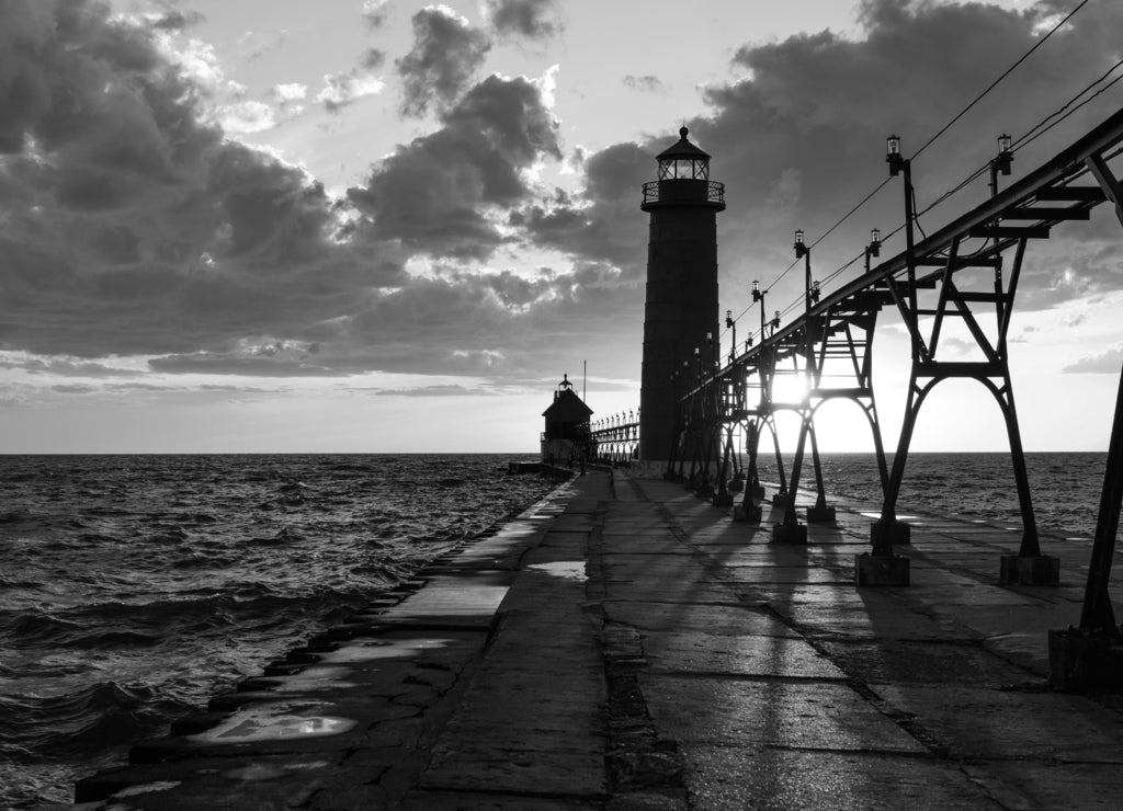 Grand Haven lighthouse, Lake Michigan in black white