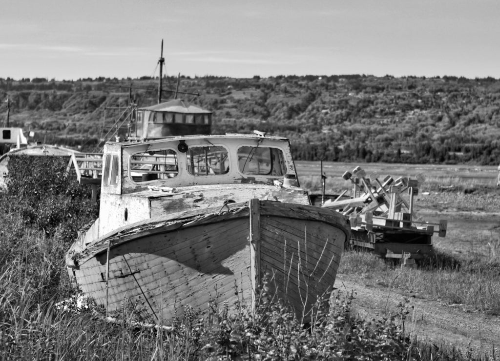 Abandoned ship in Alaska, Kenai Peninsula in black white