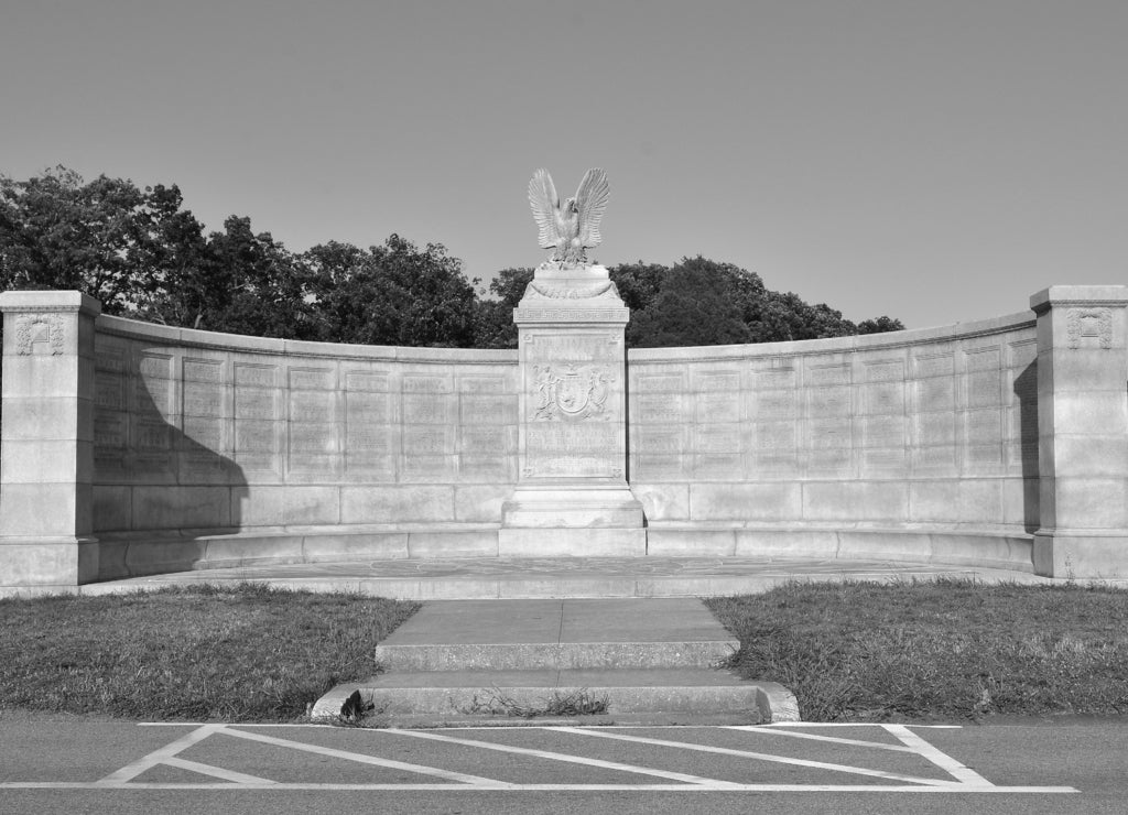 New York Memorial, located in Gettysburg Pennsylvania in black white